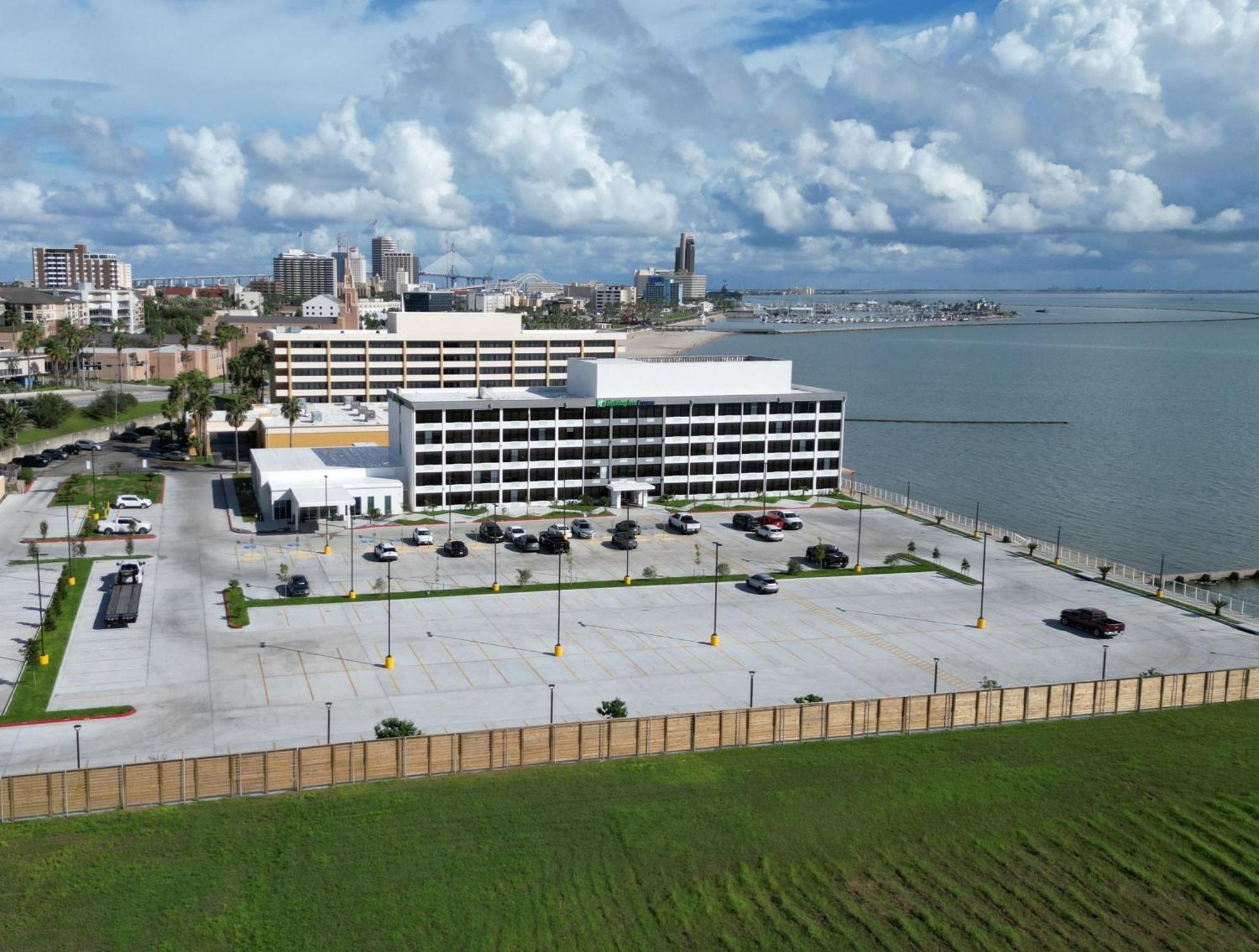 Holiday Inn Express Corpus Christi - Beachfront By Ihg Luaran gambar